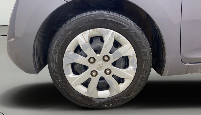 2018 Hyundai Eon MAGNA +, Petrol, Manual, 1,09,456 km, Left Front Wheel