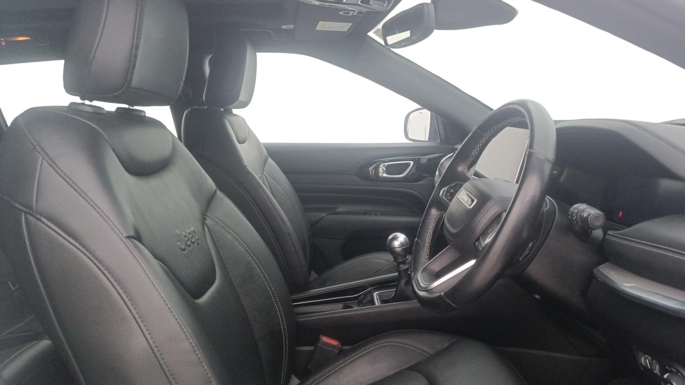2022 Jeep Compass MODEL S (O) 2.0 DIESEL, Diesel, Manual, 61,506 km, Right Side Front Door Cabin