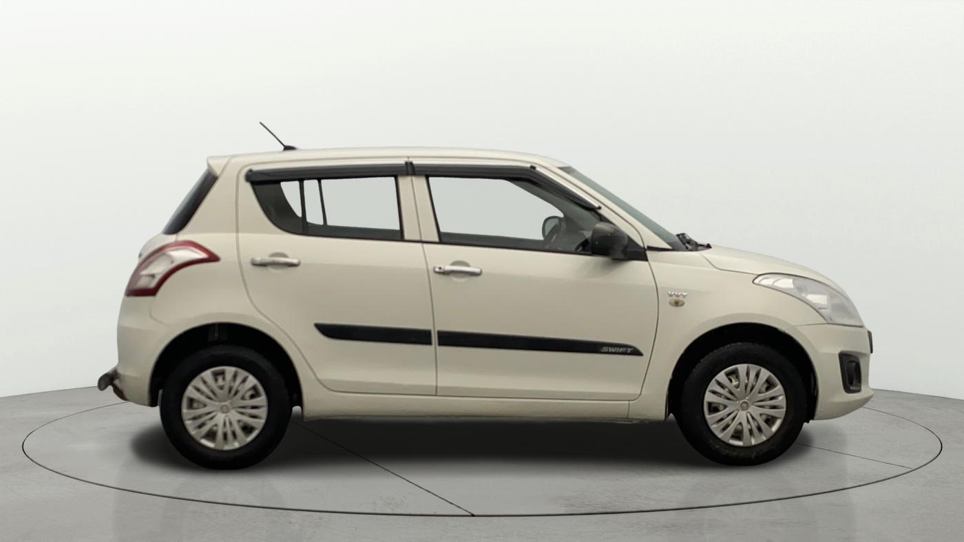 2016 Maruti Swift LXI, Petrol, Manual, 79,542 km, Right Side View