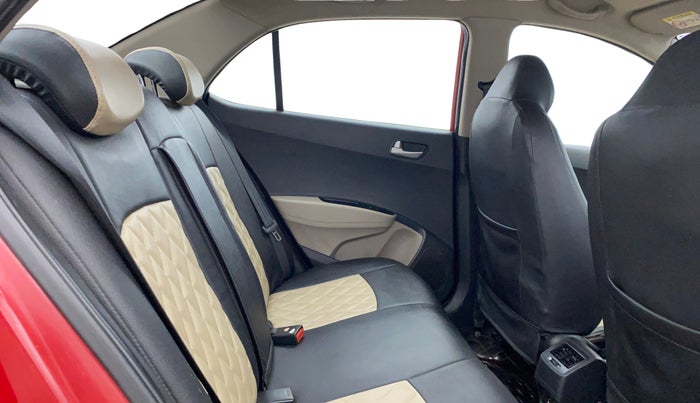 2014 Hyundai Xcent SX 1.2 (O), Petrol, Manual, 44,696 km, Right Side Rear Door Cabin