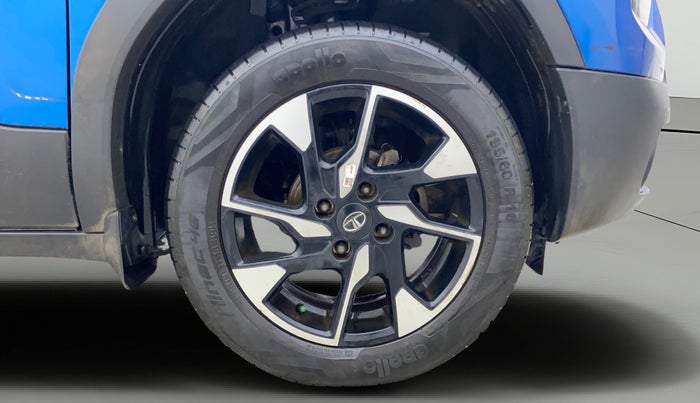 2023 Tata PUNCH CREATIVE  MT, Petrol, Manual, 28,354 km, Right Front Wheel