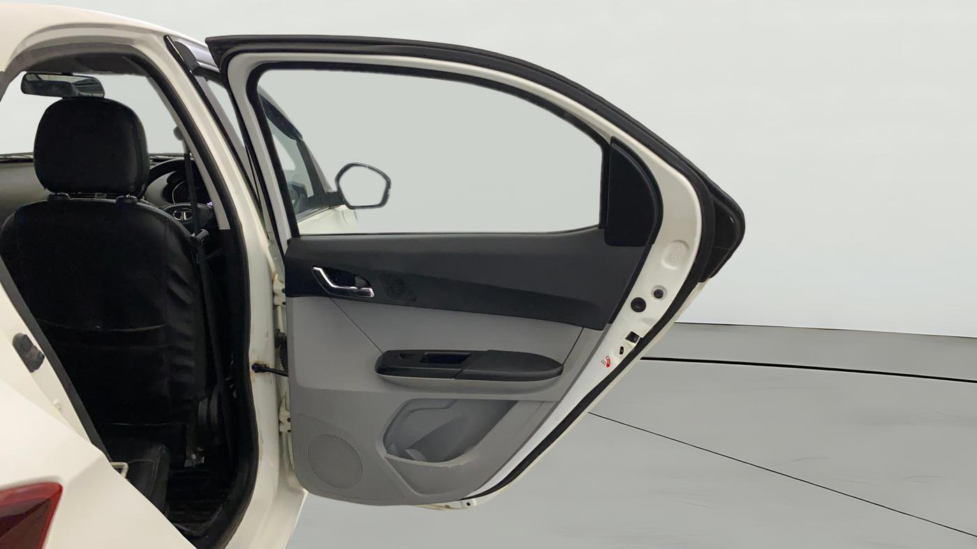 2021 Tata Tiago XZ PLUS PETROL, Petrol, Manual, 73,668 km, RHS Rear Door