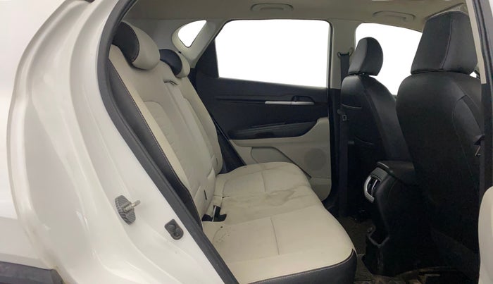 2021 KIA SONET HTX 1.0 IMT, Petrol, Manual, 30,923 km, Right Side Rear Door Cabin