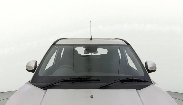 2017 Mahindra KUV 100 NXT K8 P 6 STR, Petrol, Manual, 23,027 km, Front Windshield