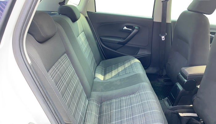 2021 Volkswagen Polo 1.0 GT TSI AT, Petrol, Automatic, 83,900 km, Right Side Rear Door Cabin