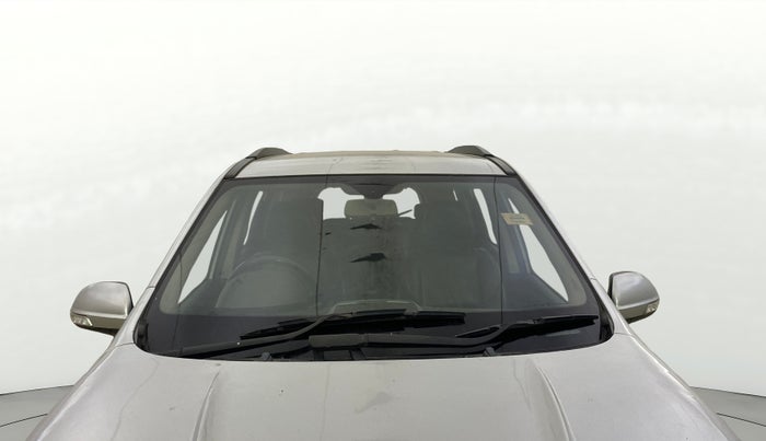 2014 Mahindra XUV500 W8, Diesel, Manual, 1,41,065 km, Front Windshield