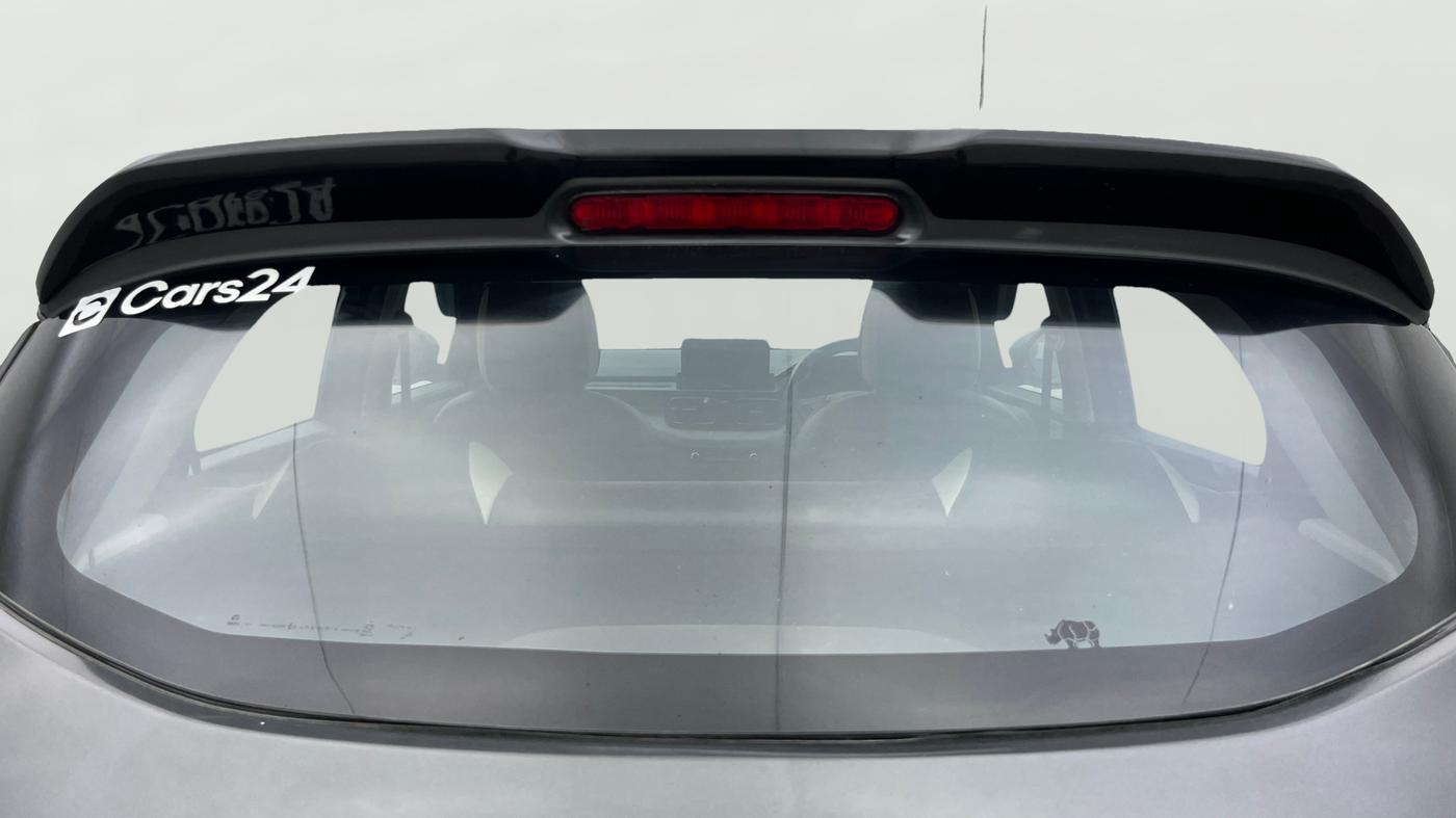 2022 Tata PUNCH ADVENTURE AMT, Petrol, Automatic, 24,678 km, Rear Windshield