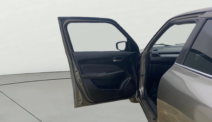 2023 Maruti Swift VXI, CNG, Manual, 89,102 km, LHS Front Door