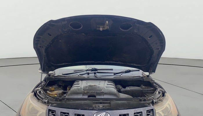 2013 Mahindra XUV500 W8, Diesel, Manual, 97,655 km, Open Bonet