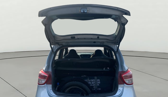 2018 Hyundai Grand i10 SPORTZ 1.2 KAPPA VTVT, CNG, Manual, 92,318 km, Boot Open Zoomed View