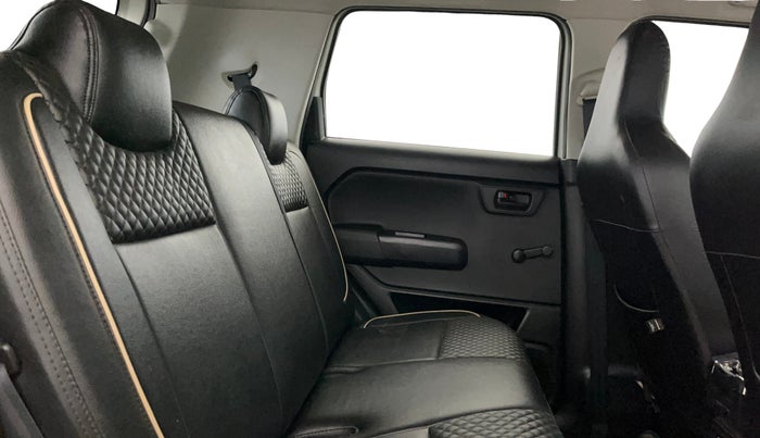 2021 Maruti New Wagon-R LXI CNG 1.0, CNG, Manual, 45,722 km, Right Side Rear Door Cabin