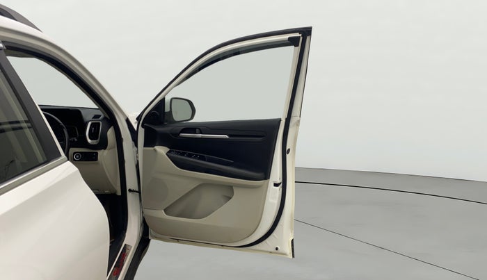 2020 KIA SONET HTX 1.0 IMT, Petrol, Manual, 1,04,558 km, RHS Front Door