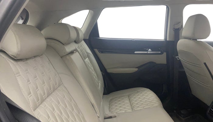 2020 KIA SELTOS HTX IVT 1.5 PETROL, Petrol, Automatic, 57,595 km, Right Side Rear Door Cabin