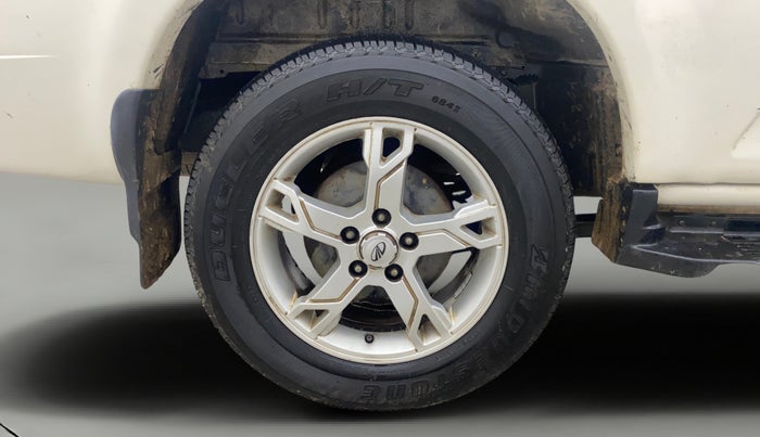 2016 Mahindra Scorpio S10 AT, Diesel, Automatic, 1,41,218 km, Right Rear Wheel