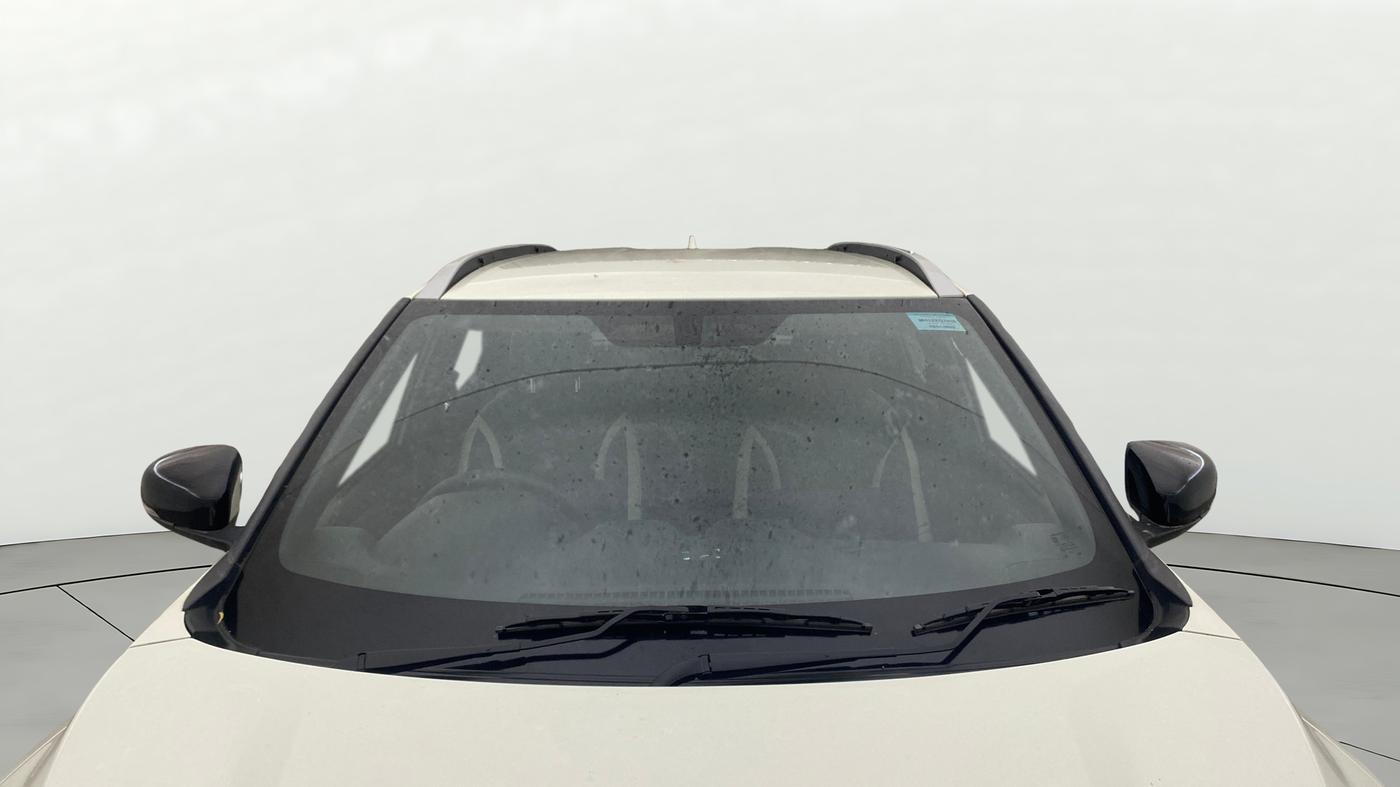 2024 Nissan MAGNITE N-Connecta B4D 1.0 Petrol MT, Petrol, Manual, 10,573 km, Front Windshield