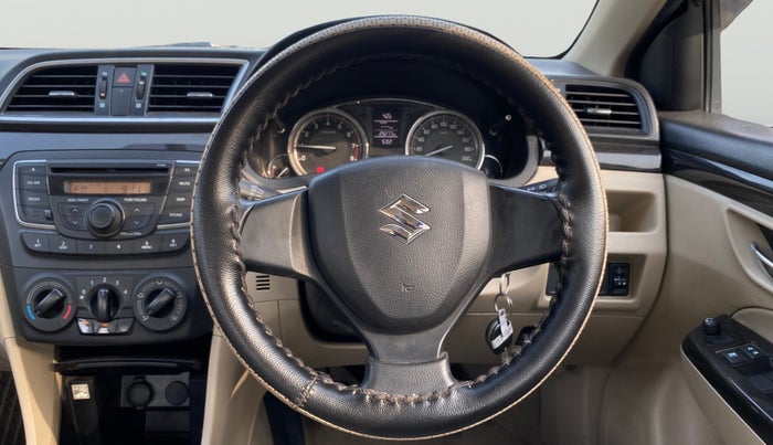 2015 Maruti Ciaz VXI, Petrol, Manual, 25,266 km, Steering Wheel Close Up