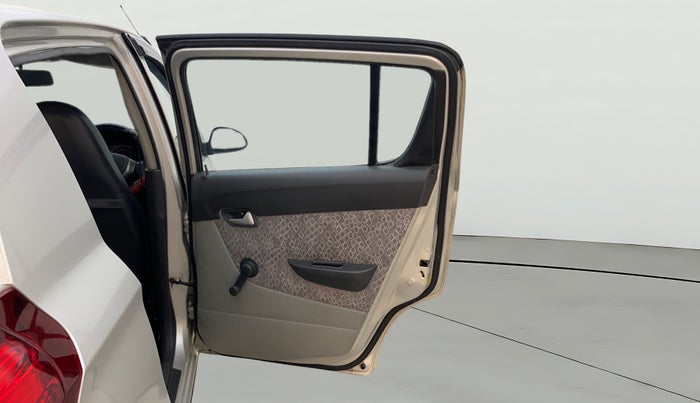 2017 Maruti Alto 800 LXI, Petrol, Manual, 83,670 km, RHS Rear Door