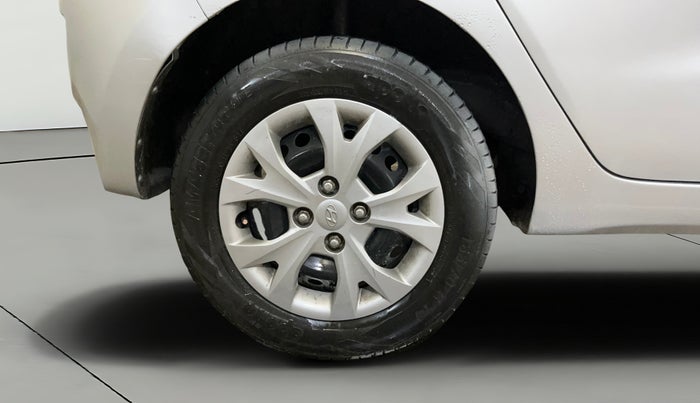 2015 Hyundai Grand i10 MAGNA 1.2 KAPPA VTVT, Petrol, Manual, 96,525 km, Right Rear Wheel
