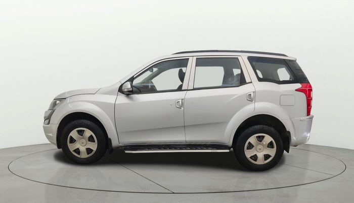 2016 Mahindra XUV500 W4, Diesel, Manual, 84,397 km, Left Side