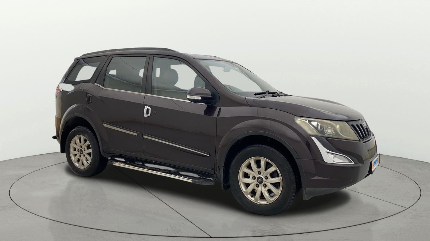 2017 Mahindra XUV500 W10 AT, Diesel, Automatic, 24,661 km, SRP