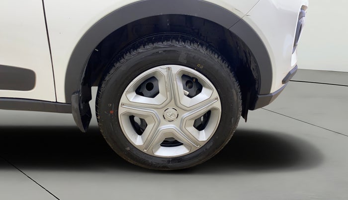 2022 Tata NEXON XM PETROL, Petrol, Manual, 56,901 km, Right Front Wheel