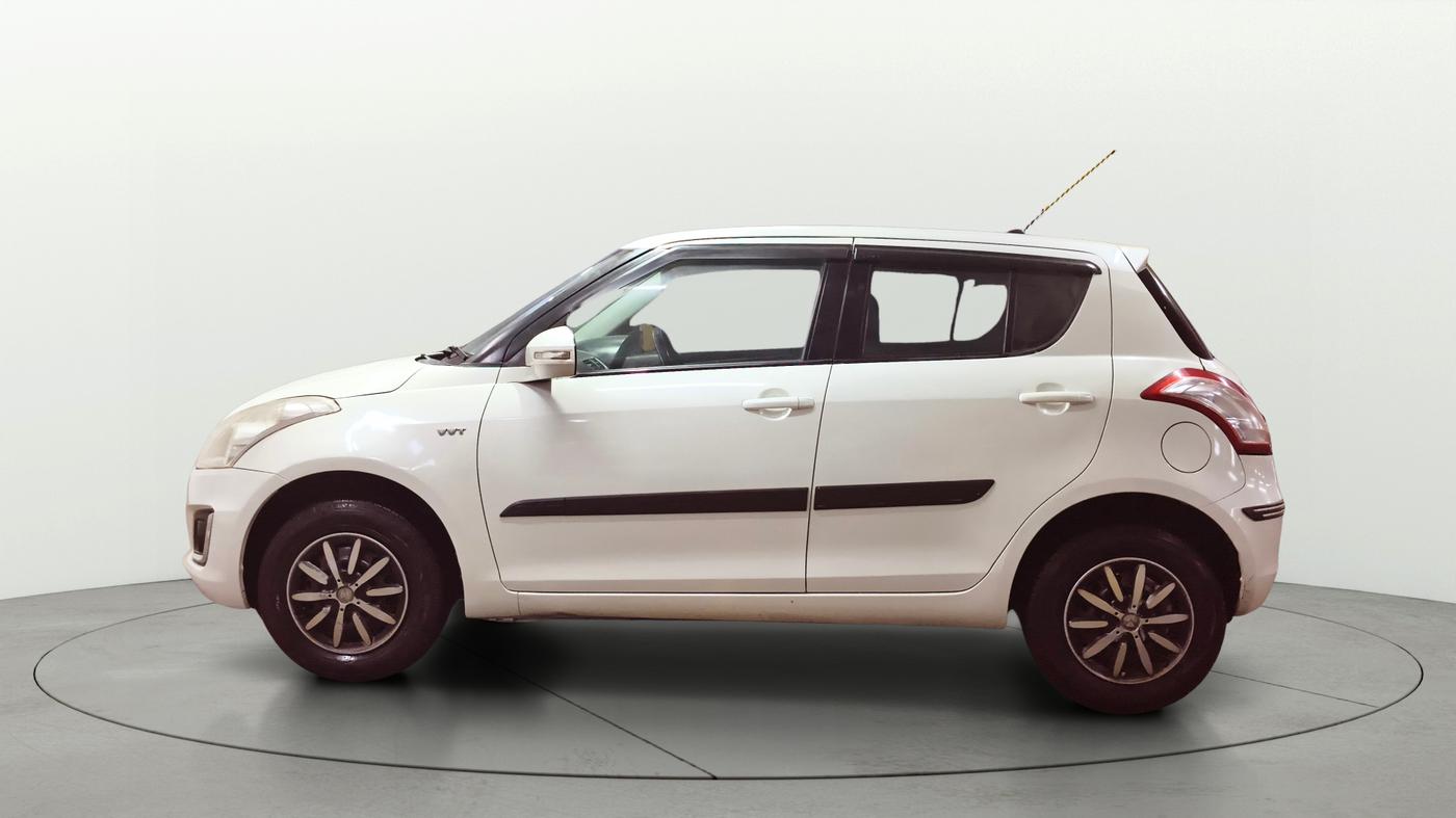 2017 Maruti Swift VXI, Petrol, Manual, 71,239 km, Left Side