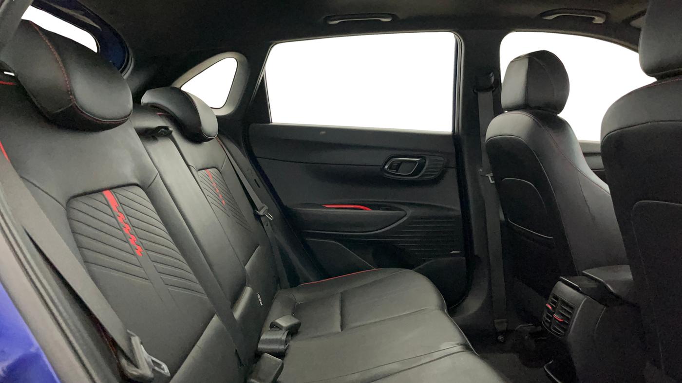 2022 Hyundai NEW I20 N LINE N8 1.0 TURBO GDI IMT, Petrol, Manual, 37,416 km, Right Side Rear Door Cabin