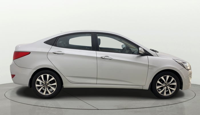 2015 Hyundai Verna FLUIDIC 4S 1.6 VTVT S(O), Petrol, Manual, 1,20,871 km, Right Side View