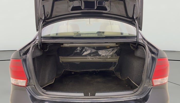 2013 Volkswagen Vento HIGHLINE 1.6 MPI, Petrol, Manual, 18,870 km, Boot Open Zoomed View