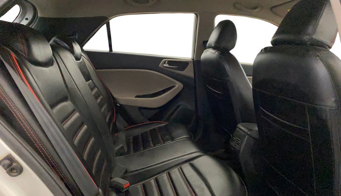 2017 Hyundai Elite i20 MAGNA 1.2, Petrol, Manual, 92,294 km, Right Side Rear Door Cabin