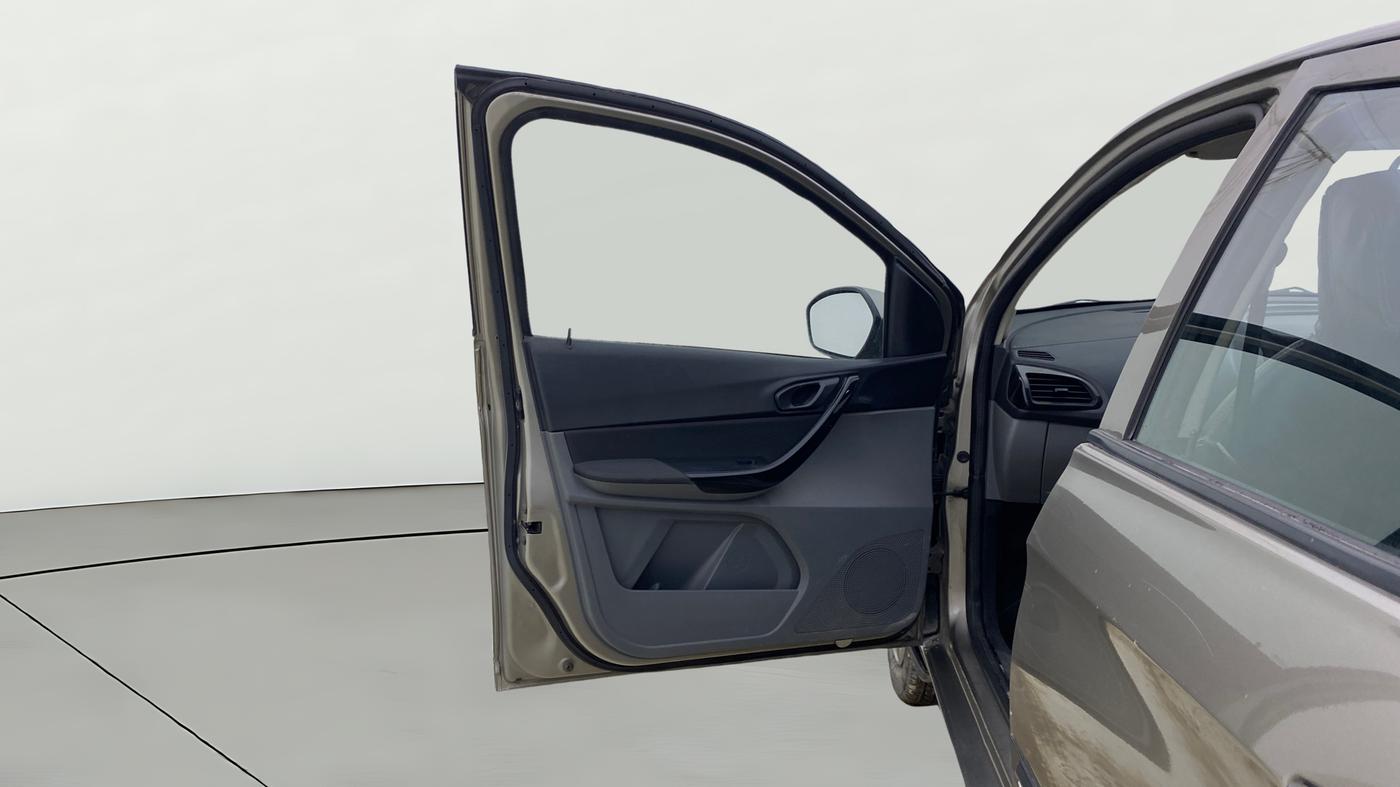 2019 Tata TIGOR XZ PETROL, Petrol, Manual, 86,634 km, LHS Front Door