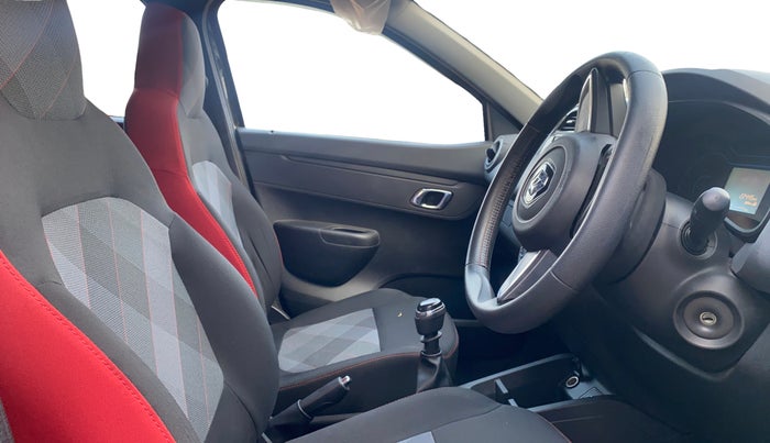 2020 Renault Kwid RXT 1.0 (O), Petrol, Manual, 22,444 km, Right Side Front Door Cabin