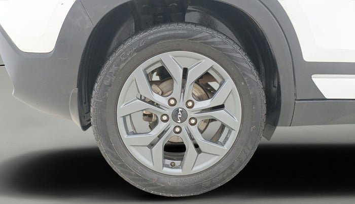 2024 KIA SELTOS  HTX 1.5 PETROL MT, Petrol, Manual, 50,460 km, Right Rear Wheel