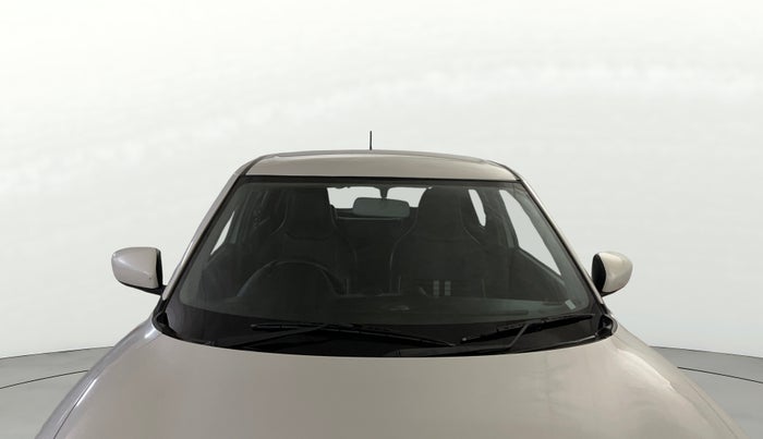 2020 Maruti Swift LXI, CNG, Manual, 62,690 km, Front Windshield