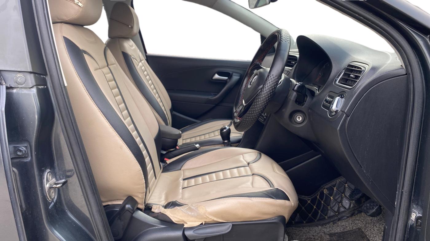 2019 Volkswagen Polo HIGHLINE PLUS 1.5, Diesel, Manual, 75,470 km, Right Side Front Door Cabin