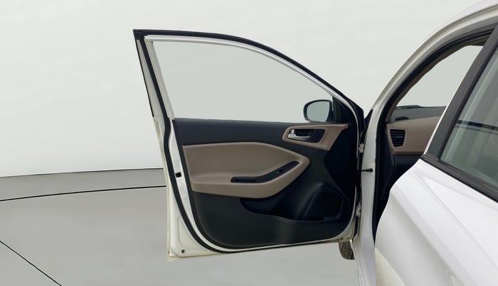 2020 Hyundai Elite i20 SPORTZ PLUS 1.2, CNG, Manual, 87,354 km, LHS Front Door