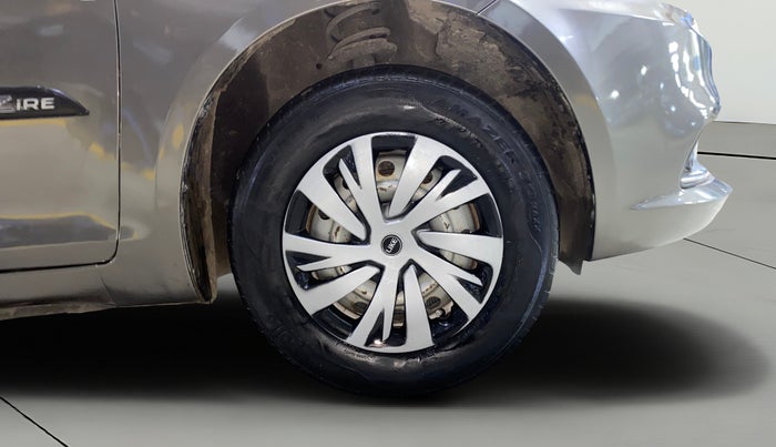 2015 Maruti Swift VXI, Petrol, Manual, 48,444 km, Right Front Wheel