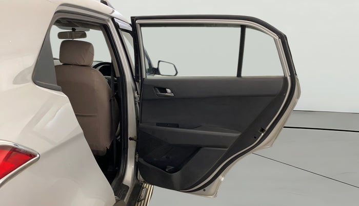 2017 Hyundai Creta SX PLUS AT 1.6 PETROL, Petrol, Automatic, 26,882 km, RHS Rear Door