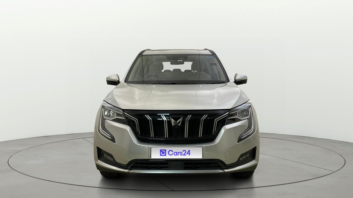 2021 Mahindra XUV700 AX 7 LUXURY P AT 7 STR, Petrol, Automatic, 47,374 km, Front