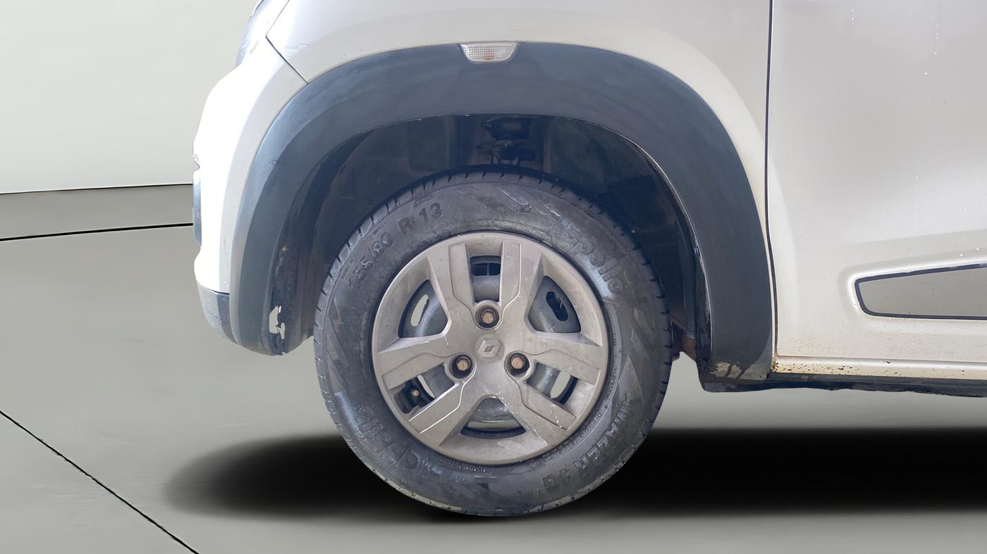 2017 Renault Kwid RXT 1.0 AMT (O), Petrol, Automatic, 74,482 km, Left Front Wheel
