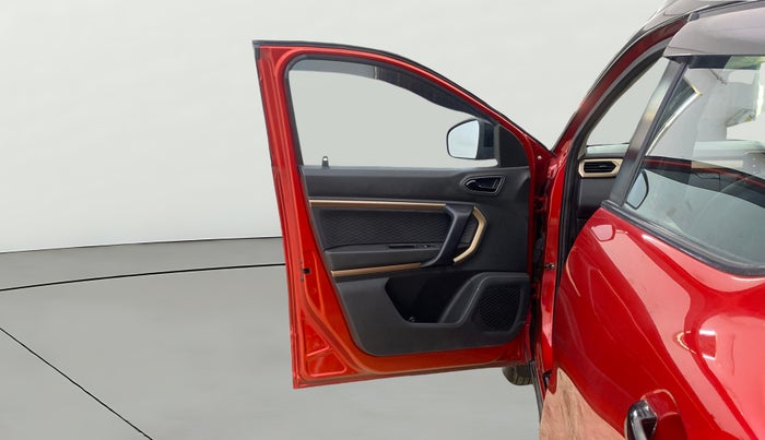 2022 Renault Kiger RXT (O) TURBO CVT, Petrol, Automatic, 10,025 km, LHS Front Door