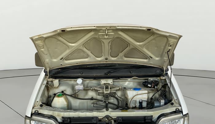 2020 Maruti Eeco 5 STR WITH A/C+HTR CNG, CNG, Manual, 60,072 km, Open Bonet