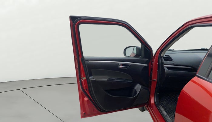 2014 Maruti Swift VXI, Petrol, Manual, 60,230 km, LHS Front Door