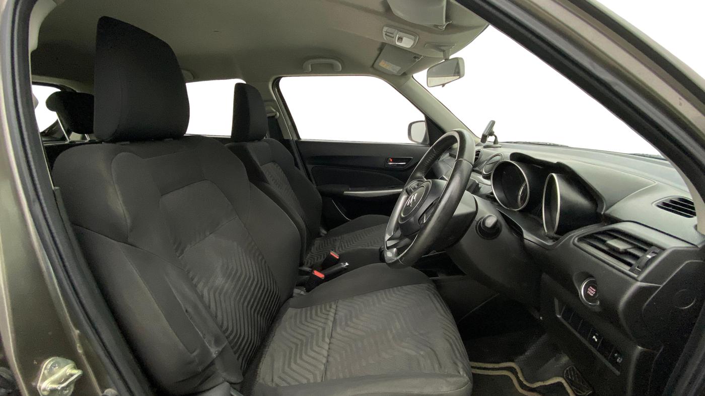 2018 Maruti Swift ZXI AMT, Petrol, Automatic, 73,679 km, Right Side Front Door Cabin