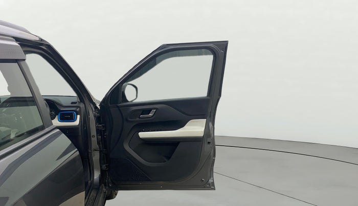 2021 Tata PUNCH CREATIVE  AMT, Petrol, Automatic, 29,908 km, RHS Front Door