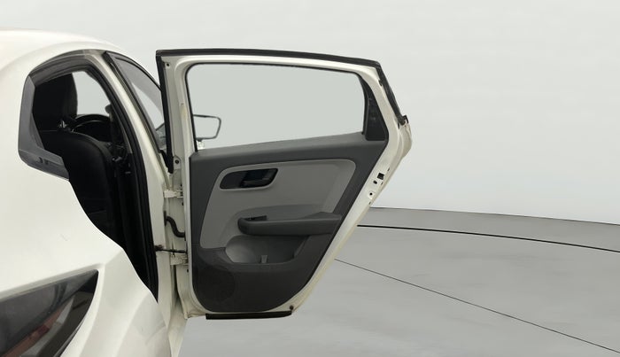 2020 Tata ALTROZ XT PETROL, Petrol, Manual, 64,084 km, RHS Rear Door