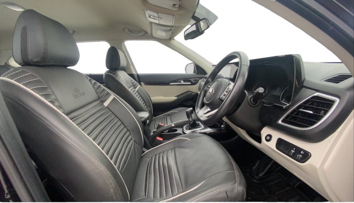 2020 KIA SELTOS HTX 1.5 PETROL, Petrol, Manual, 11,669 km, Right Side Front Door Cabin