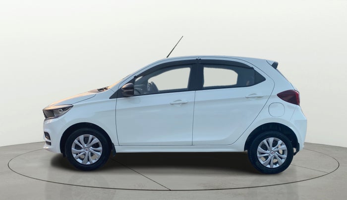 2023 Tata Tiago XT CNG, CNG, Manual, 71,795 km, Left Side