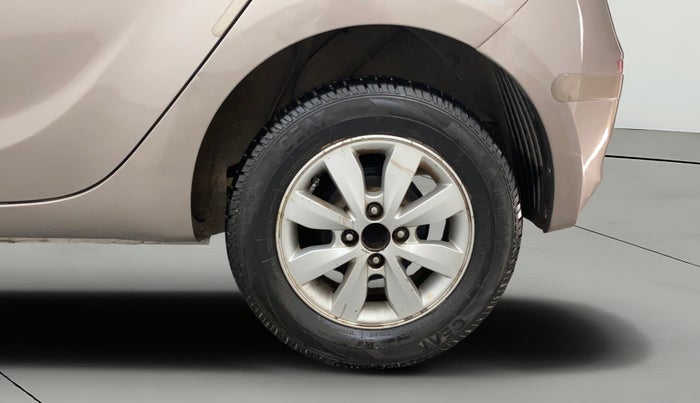 2013 Hyundai i20 SPORTZ 1.2, Petrol, Manual, 38,323 km, Left Rear Wheel