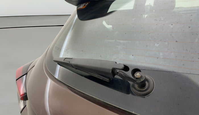 2022 Renault Kiger RXZ MT, Petrol, Manual, 44,890 km, Rear Wiper